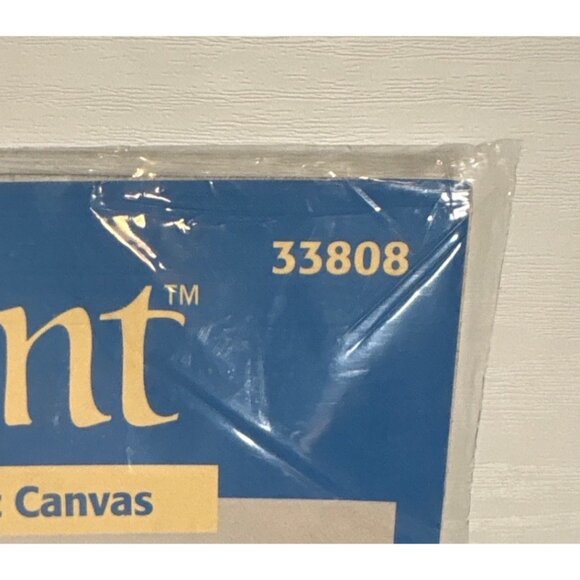 Bucilla Raffia Point Gardeners Magnets Kit 33808 7-Mesh Plastic Canvas Set - Picture 2 of 5